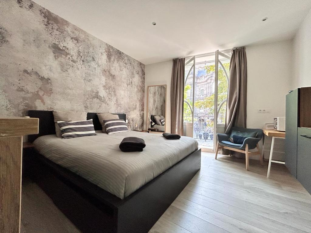 Apartment Tour D'auvergne: Near Cathedral And Place De Jaude *