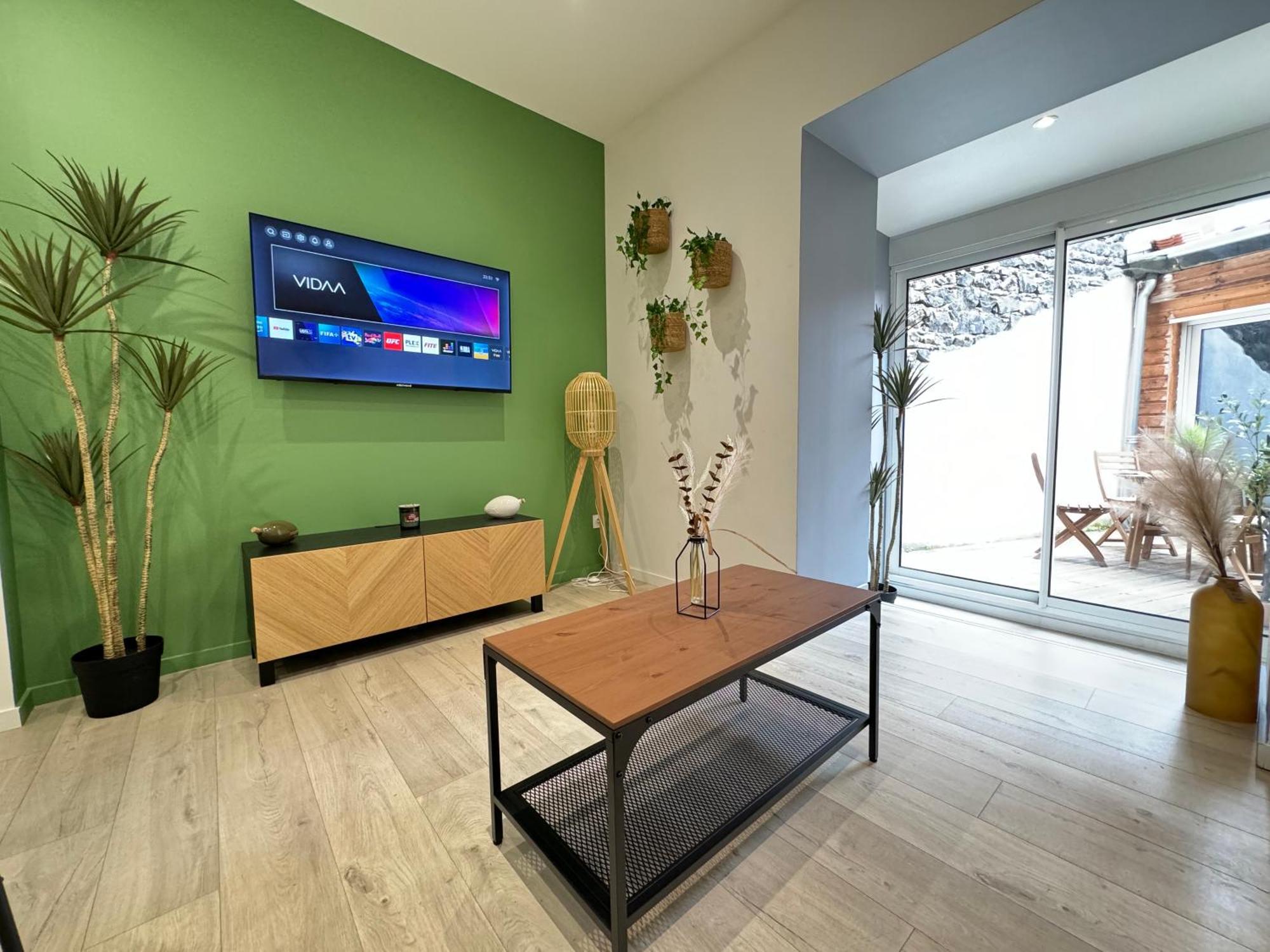 Apartment Tour D'auvergne: Near Cathedral And Place De Jaude